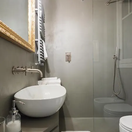 Casa Satrico Rome